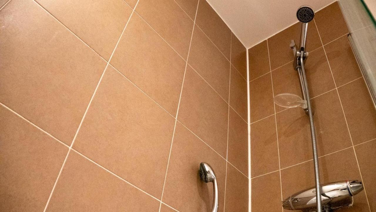 Cosy One-Bed Apartment In Central Лондон Экстерьер фото